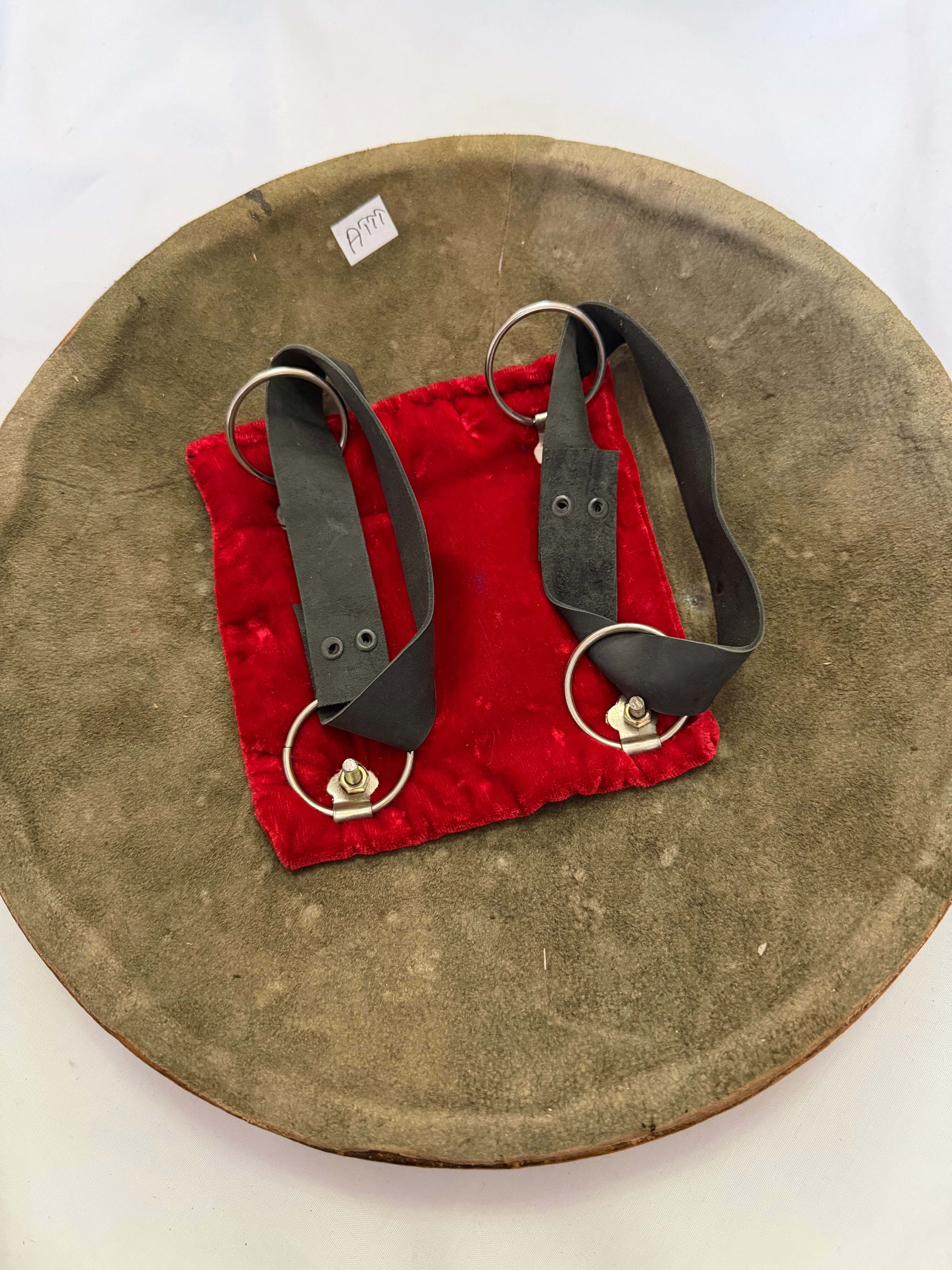 13" Grey Leather Dhaal