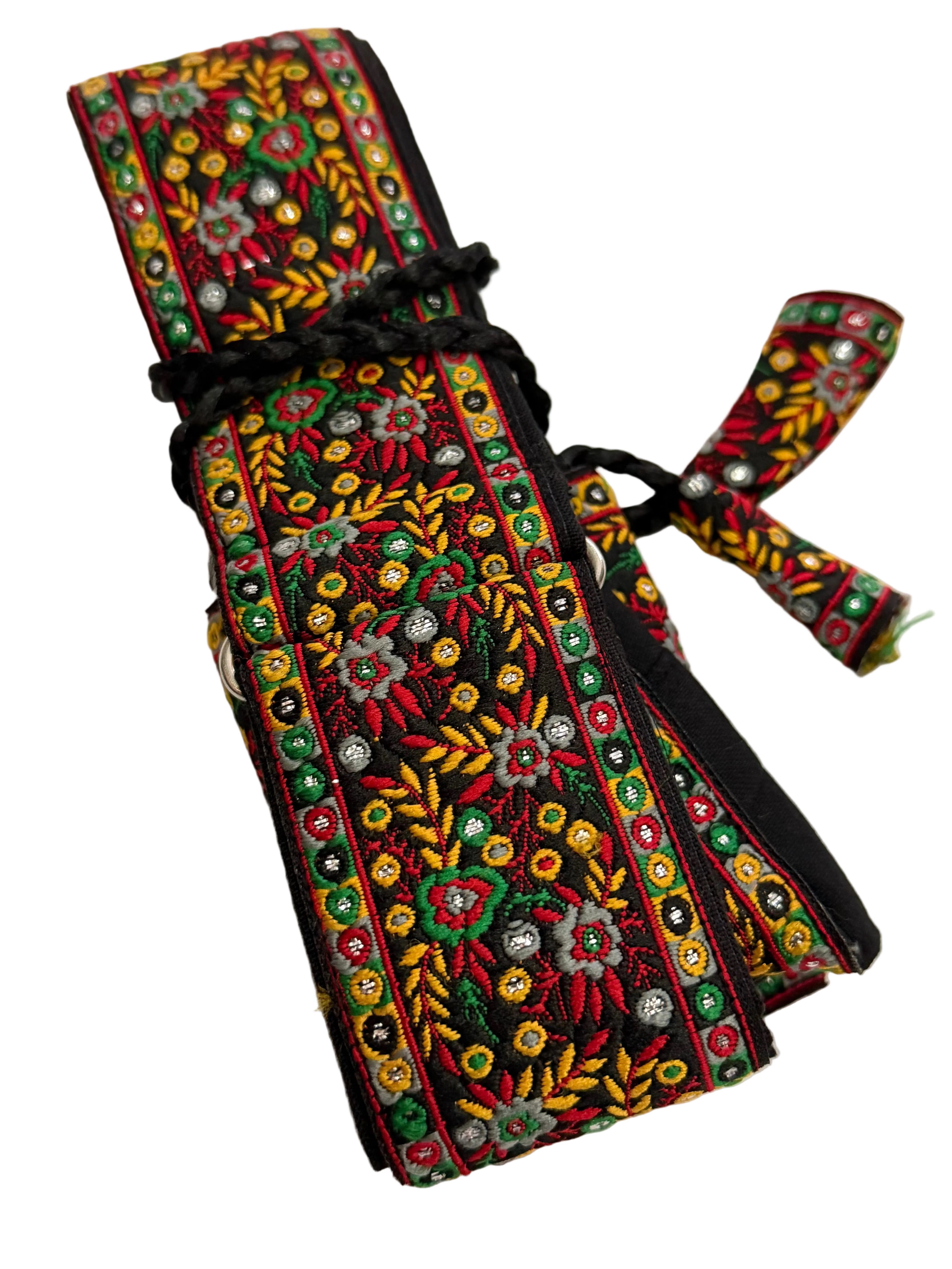 Hajuri Gatra - Black/Red