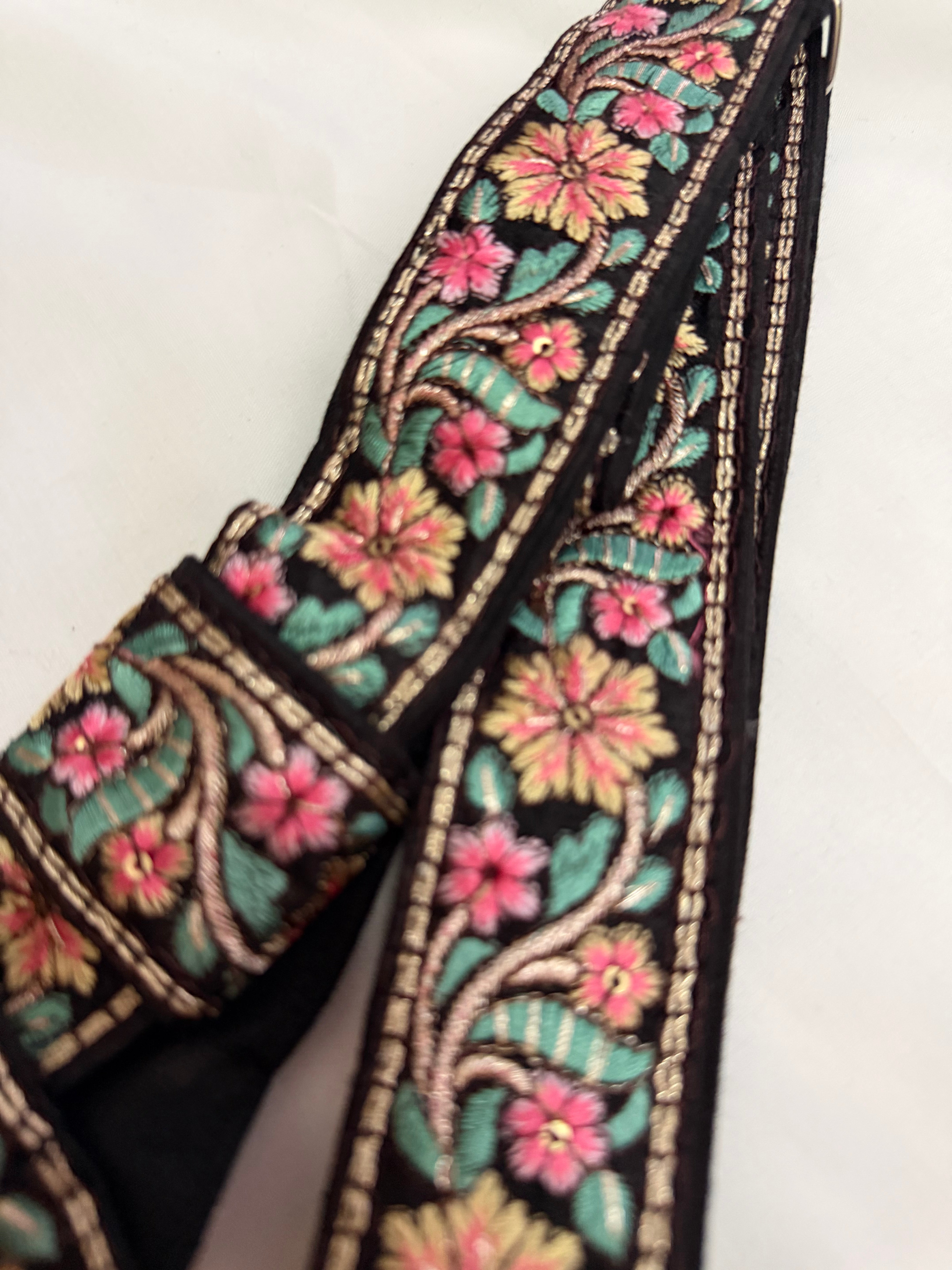 Black Flower Gatra 1.5inch