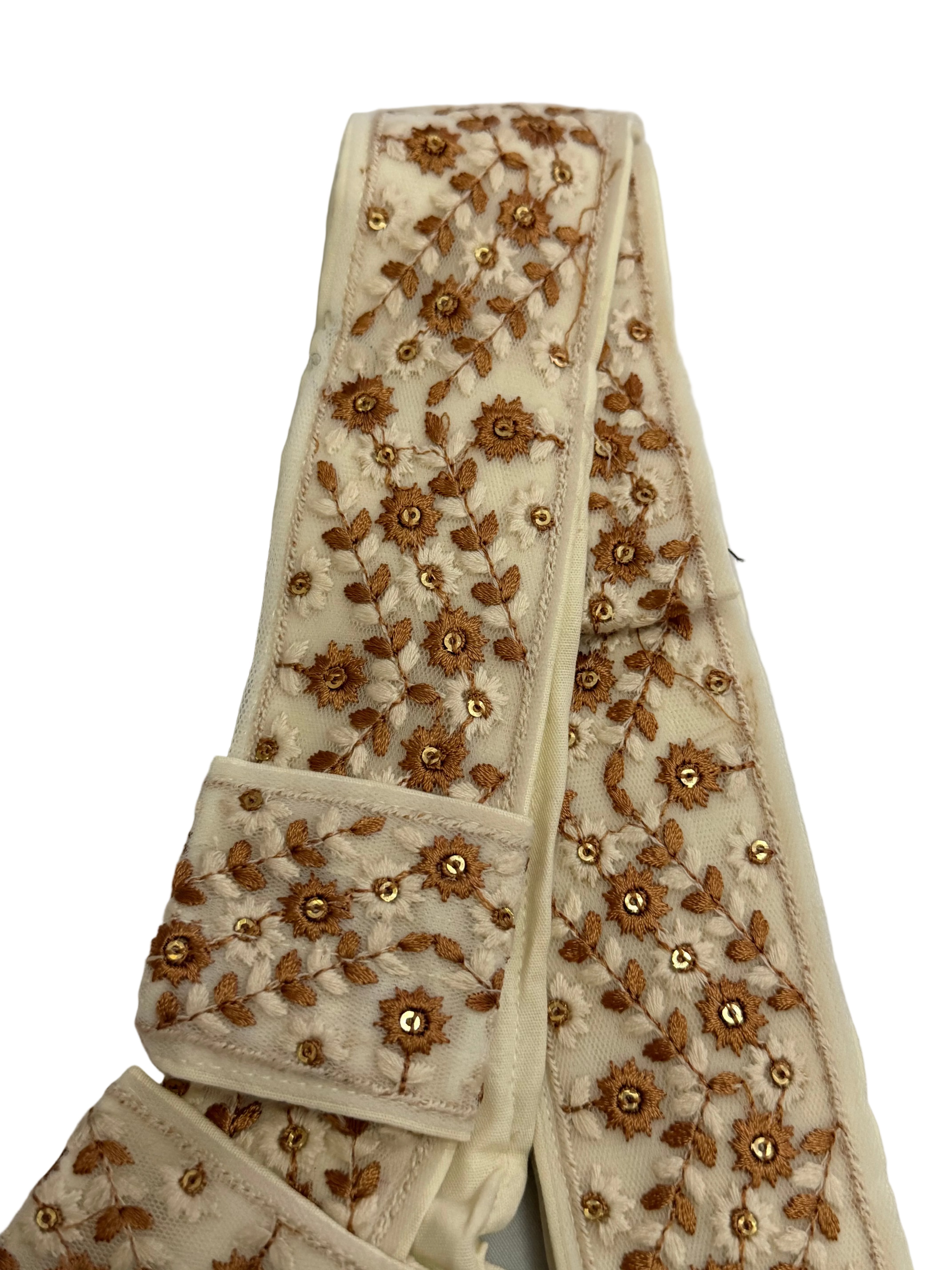 White and Brown Gatra