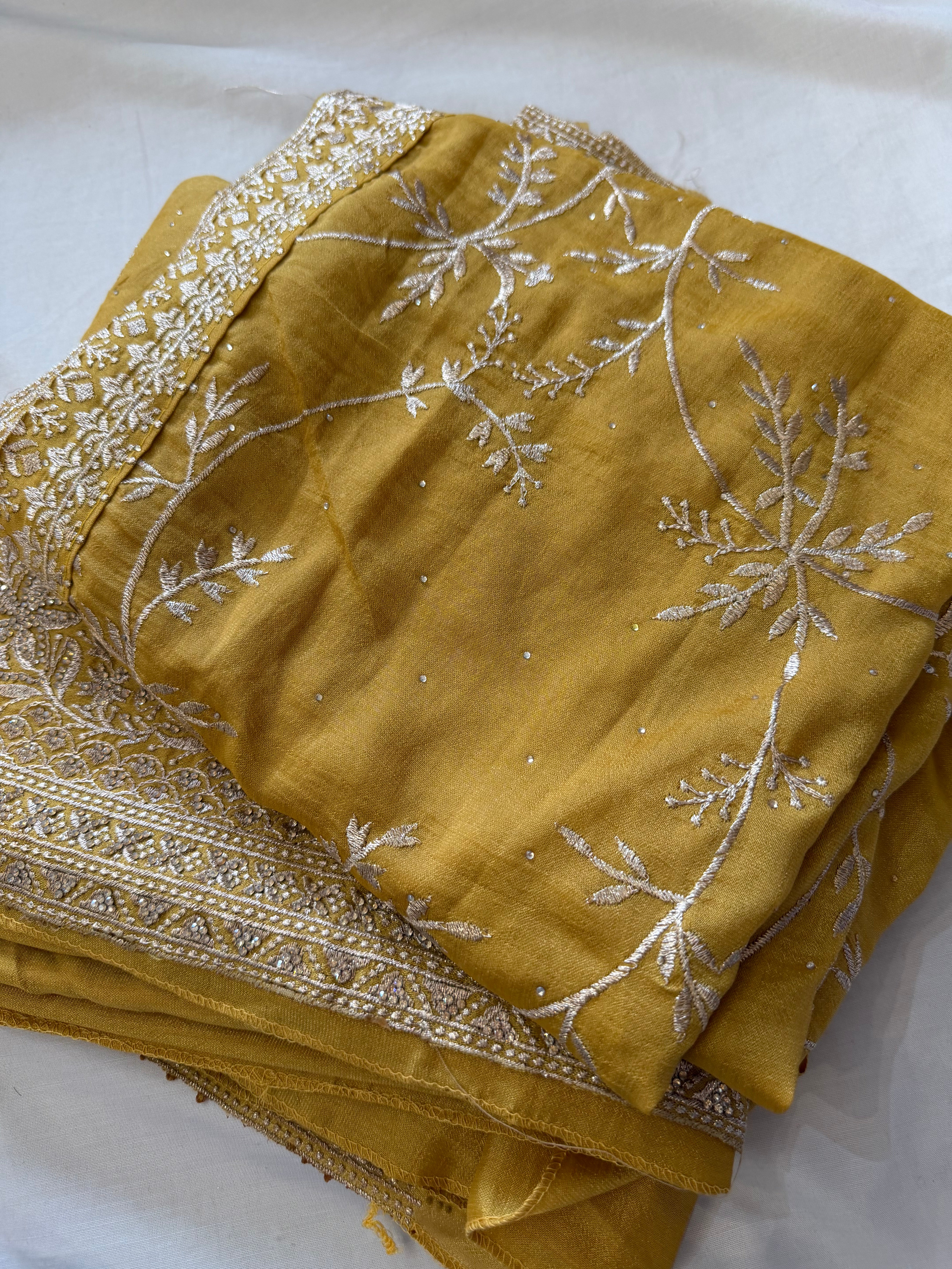 GOLD Unstitched Suit