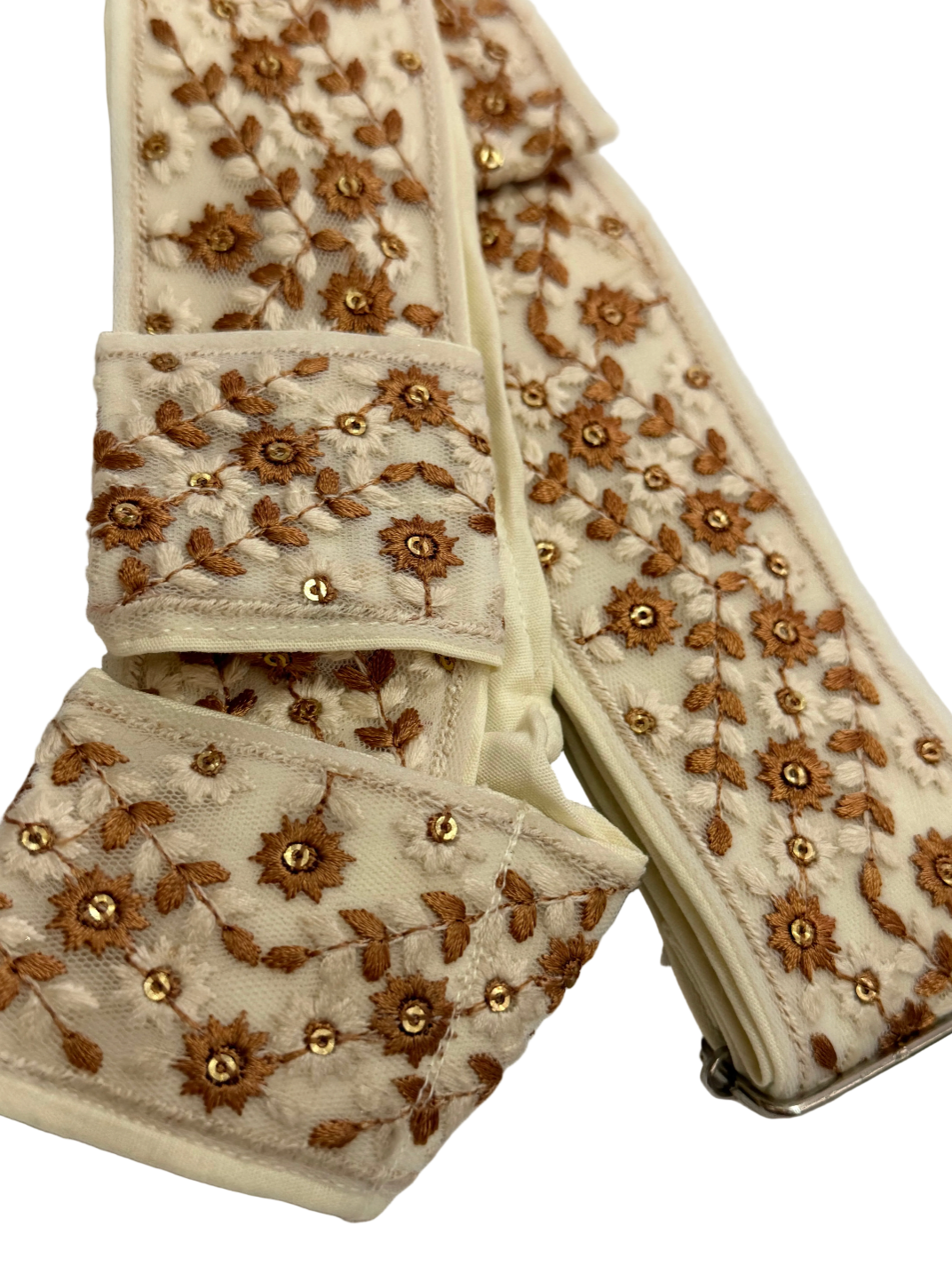 White and Brown Gatra