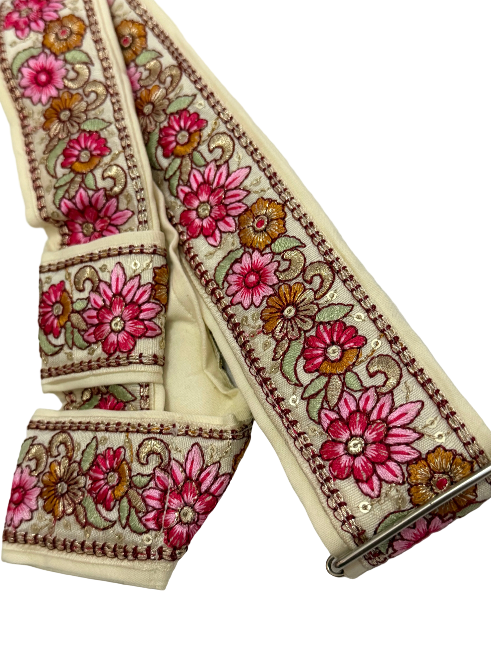 White Floral Gatra